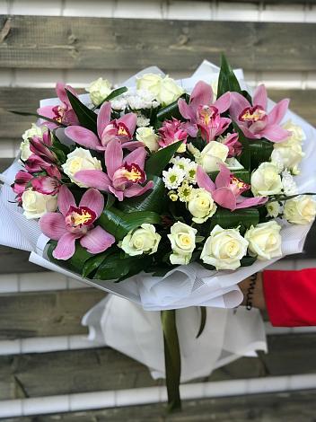 Букет цветов из: Розы и Хризантемы в Переправной